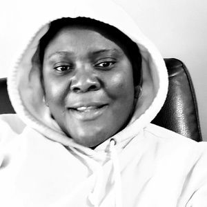 Meet your Posher, Vivian